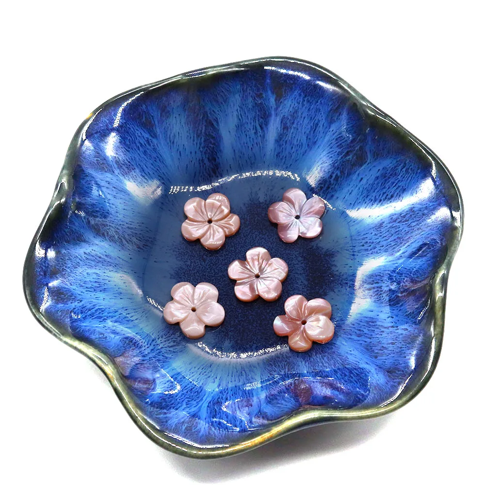 

Natural Pink Shell Flowers 15mm Five-petal Flower Shaped Polished Carved Middle Holes Seawater Shell Loose Beads DIY Jewelry