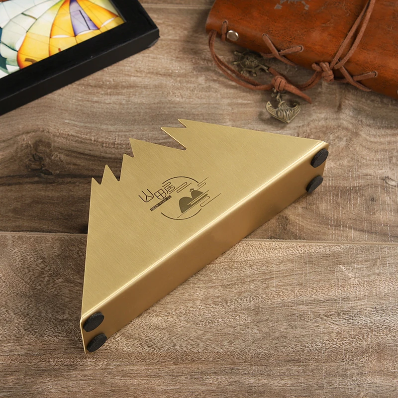 Handmade Upscale Brass Triangle Towel Rack Tissue Holder Hotel Bar Restaurant Cafe Dining Table LOGO Customization view 4