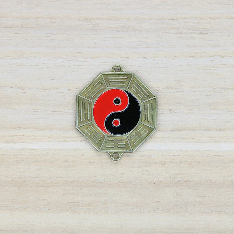 Chinese Fengshui Mirror 5cm Small Bagua Mirror Metal Retro Yinyang Crafts Ornaments Home Wall Decoration Pendant Can Hang