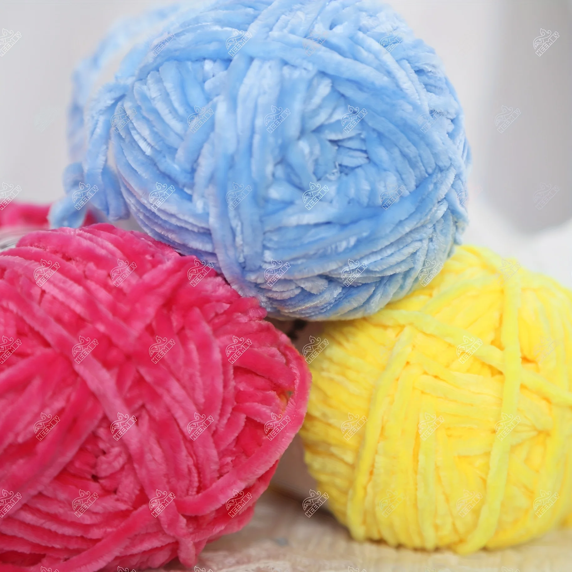 3PCS/100g （About 150 Meters） Edelweiss Plush Chenille Medium Coarse Wool DIY Crochet Sweater Scarf Thread Doll Thread Knitting