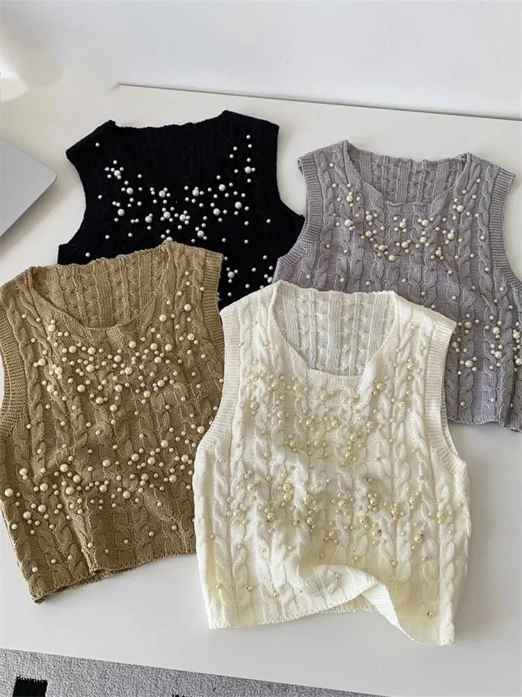 Female Pearl Beading Vest Designer-Inspired Sleeveless O Neck Sweater Tops Autumn Twist Drill Chic Knitting Pullovers