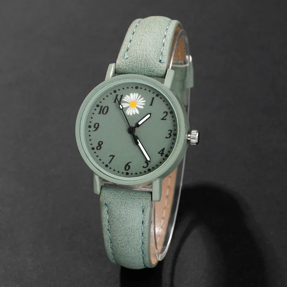 2PCS Women's Watch PU Leather Strap Quartz Watch and Daisy Bracelet Set Suitable for Daily Wearing