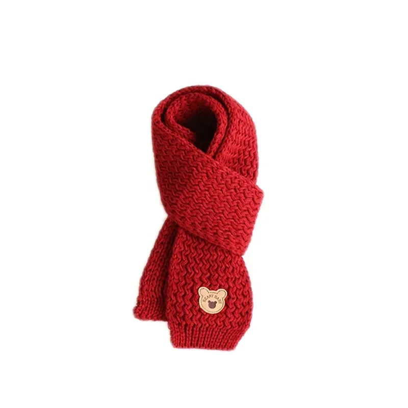 New Trendy Kid Scarf Boys Girls Cute Knitted Acrylic Warm Soft Small Scarf Baby Boys Cartoon Bear Pattern Red Christmas Scarf