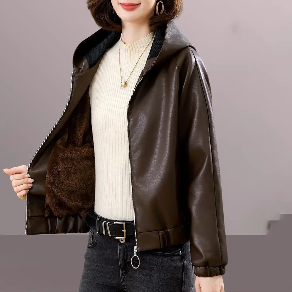 

Plus Velvet Leather Jacket Outwear Women's New Autumn Winter Chic Fur One-Piece Loose Slimming Short Hooded Leather Jacket Tops