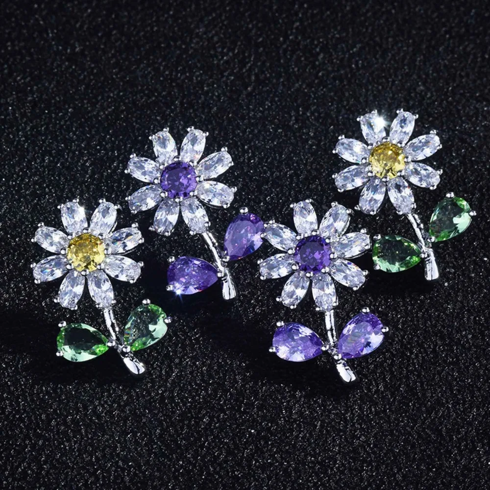 Luxury Sweet Full High Quality 5A Zircon Daisy Flower Stud Earrings for Women Exquisite Romance Stainless Steel Piercing Jewelry