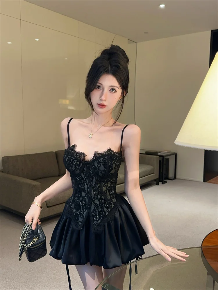 Set Baru untuk Wanita: Atasan Tanpa Tali Berenda Seksi dengan Bantalan dan Rok Pendek Berpinggang Tinggi, Set Dua Potong, Set Populer untuk Gadis Seksi