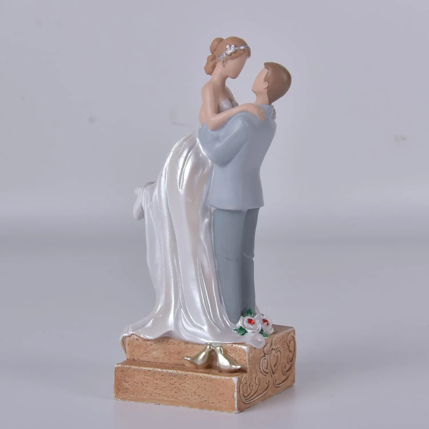 

Newlyweds Couple Collectible Figurines, Sweet Loving Wedding Couple Figures Husband Wife Statue Lover Sculpture Present