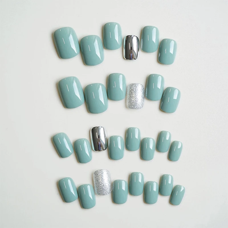 28 ピース/箱フレンチショートフェイクネイルゼリー接着剤付きグリーンシルバー着用可能な偽爪人工リムーバブルプレスオンネイルアート