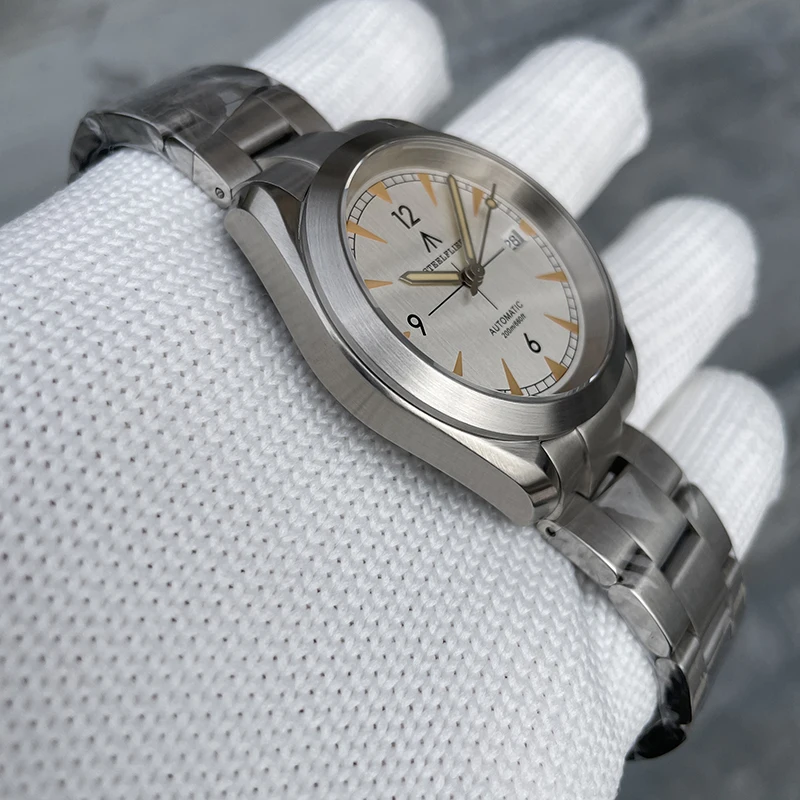 STEELDIVE Men Diver Watch 40mm Sport Automatic Mechanical Wristwatch 20Bar Waterproof C3 Luminous Sapphire NH35