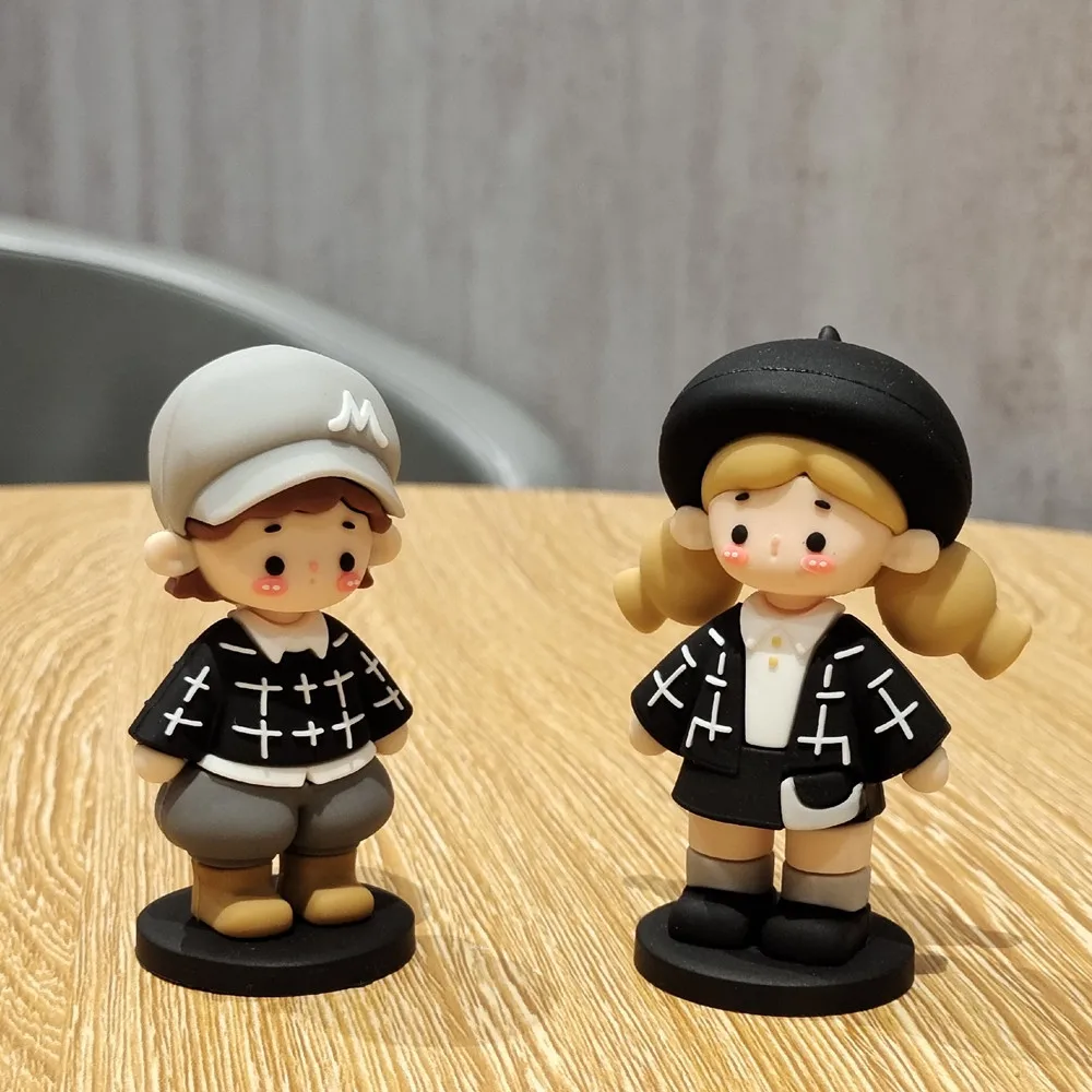 Cute Preppy Style Desk Figurine - Kawaii School Girl Boy Ornament for Office Shelf, Creative Cartoon Character, Home Decor Gift
