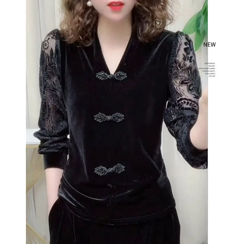 

Spring and Autumn New Shimmery Women's V-neck T-shirt Lace Patchwork Fashion Solid Color Long Sleeved Button Loose Pullover Tops