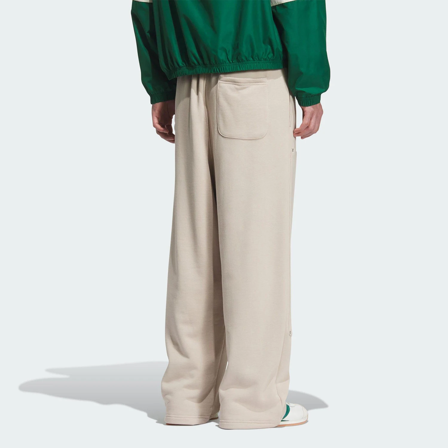 Adidas Originals Trefoil Mens Elastic Waist Loose Fit Embroidered Trousers KC2622