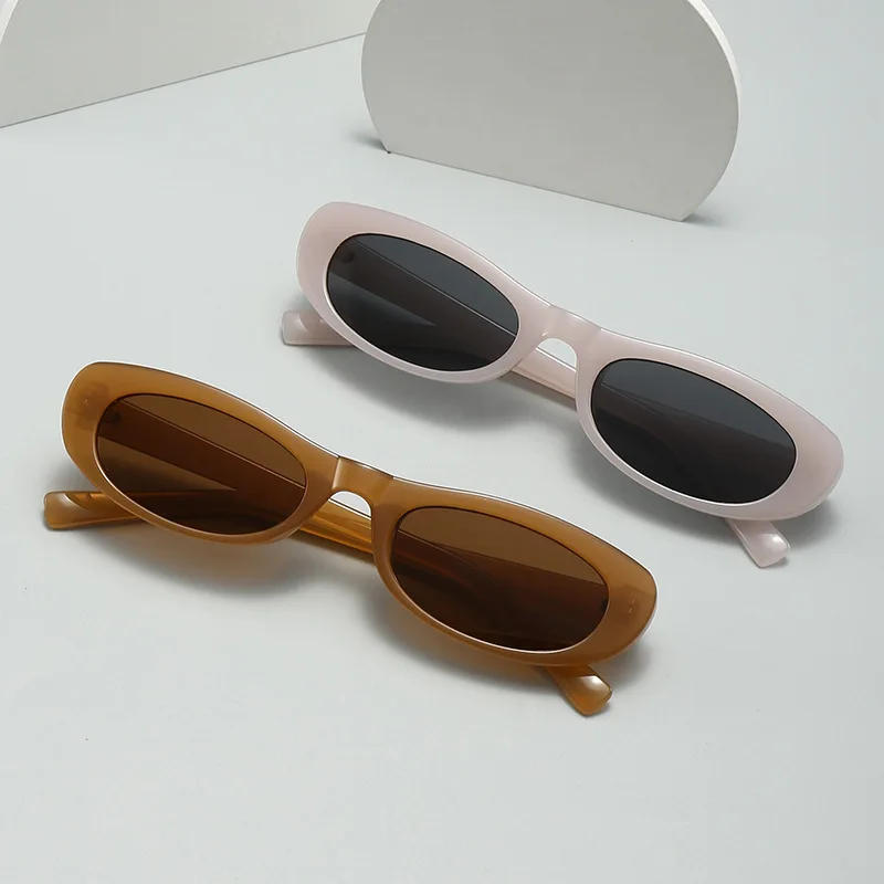 2023 new oval fashion sunglasses Europe and the United States personality small frame fashion all simple light plate sunglasses