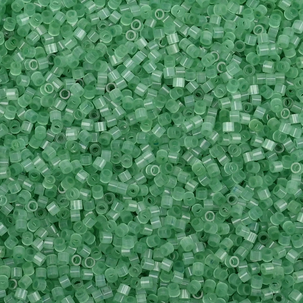 2.0mm Japan Jade Color Glass Seed Beads 1400pcs Translucent Uniform Seedbeads For French Embroidery DIY Jewelry Making