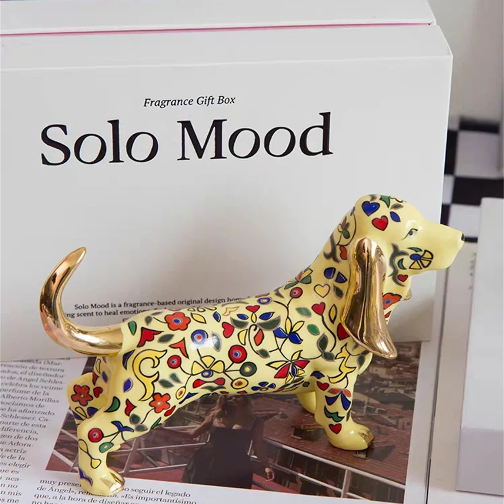 13cm Small Pattern Bulldog Dog, Sausage Dog, Golden Ceramic Ornament, High-end Light Luxury, Modern Art Sculpture