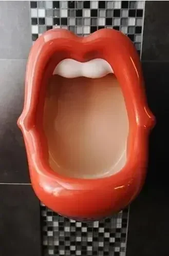 Creative Alternative Personality Beauty Red Lips Mouth Urinal  Can Be Customized Different  Funnel