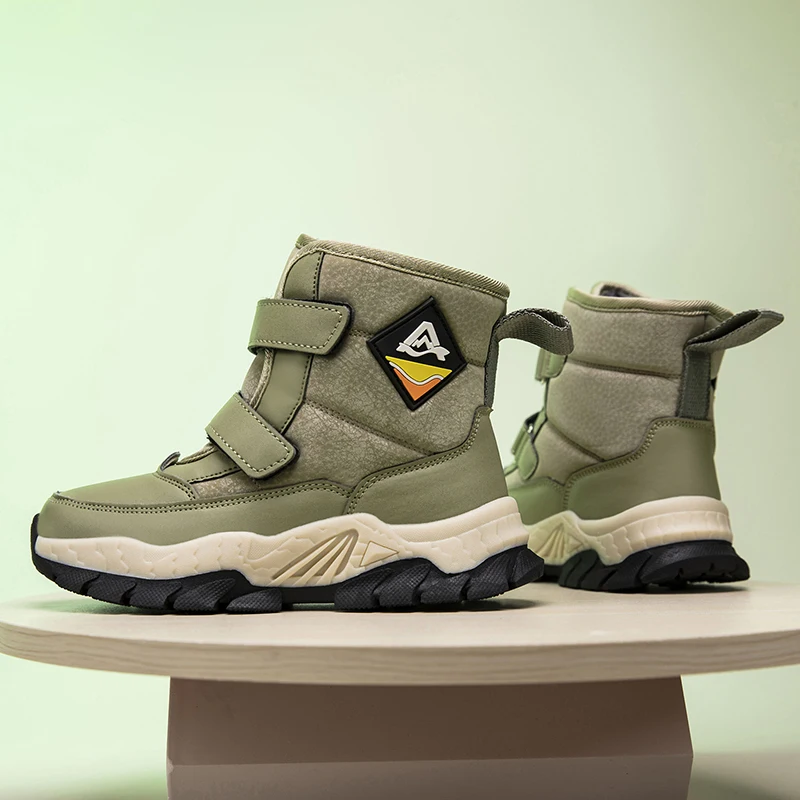 

2025 Hot Selling Winter Warm Childrens Sports Shoes Outdoor Wear-resistant Running Shoes Lightweight and Versatile Casual Shoes