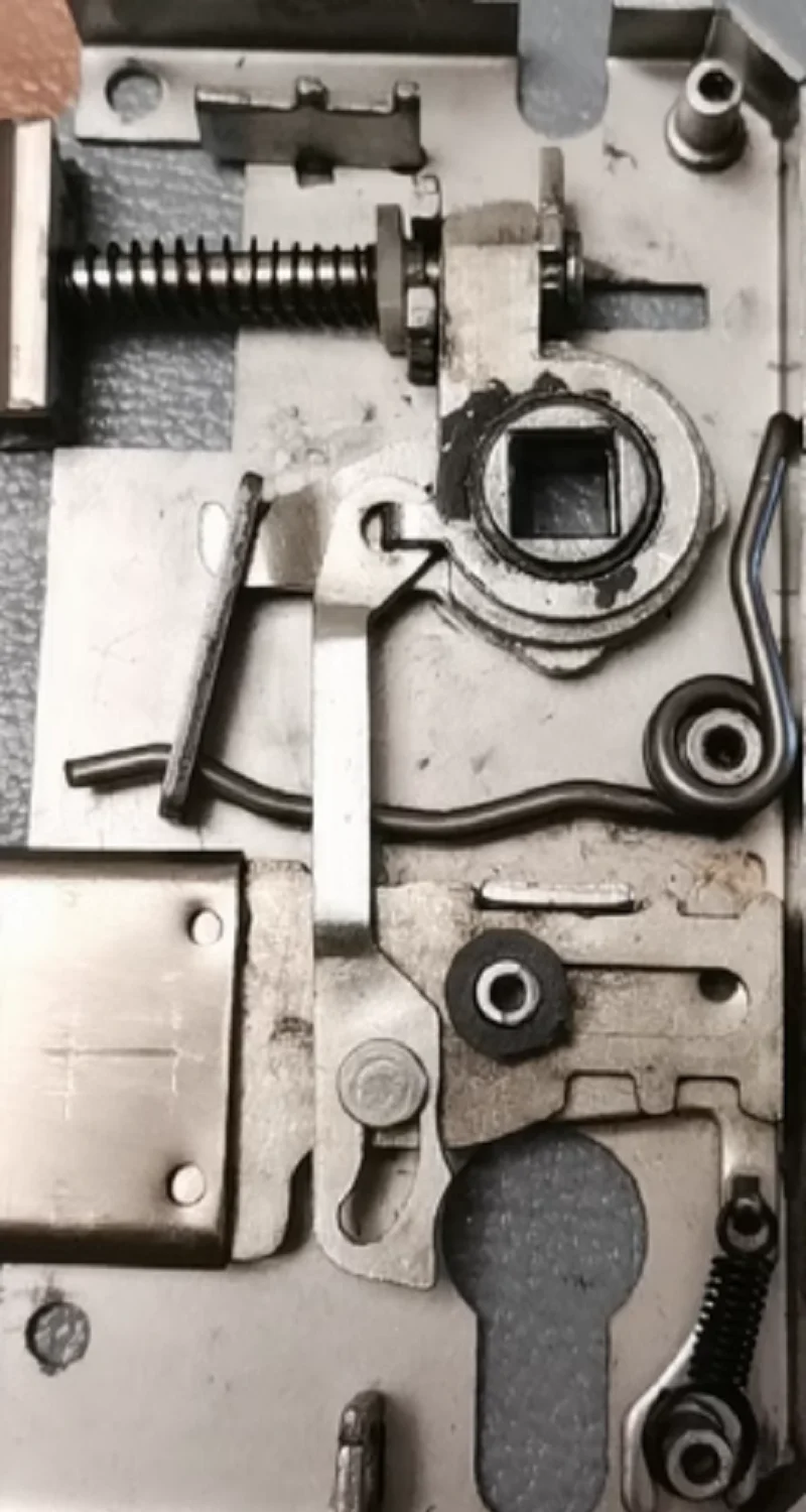 Door Lock Spring Lock Body 2.0/2.5mm Wire Diameter 90/165 Degrees Torsion Spring Accessories