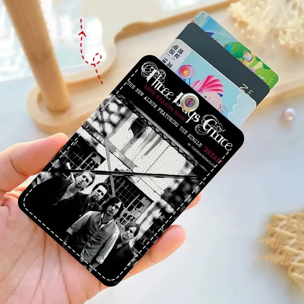 روك باند T-Three Days G-Grace بطاقة المفاتيح أنيمي موضة قلادة حقيبة معرف بطاقة الباب حافظة حافلة بطاقة لطيف الكبار هدية عيد ميلاد #2