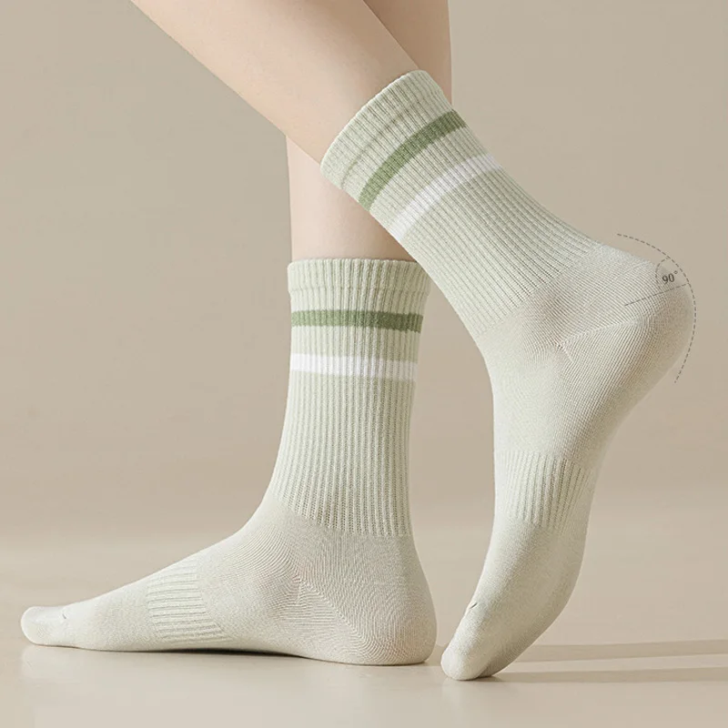 5 Paar Damen-Baumwollsocken, Einfarbige Damen-Freizeitsocken, Herbstliche Schlichte Damensocken, Hochwertige Modische Atmungsaktive Freizeitsocken – Detail 8