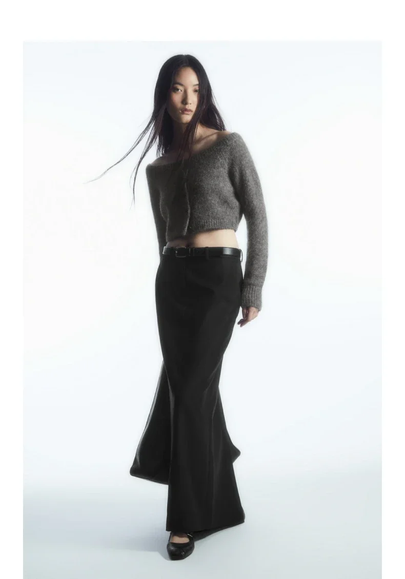 Ethereal 2023 autumn new style of Standard cut short wide neck wool-blend cardigan