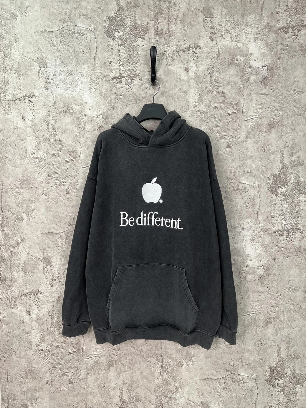 24SS High Quality Be Different Embroidery Oversized Hoodie Men Women Streetwear Hiphop Men Hooded Sweatshirts