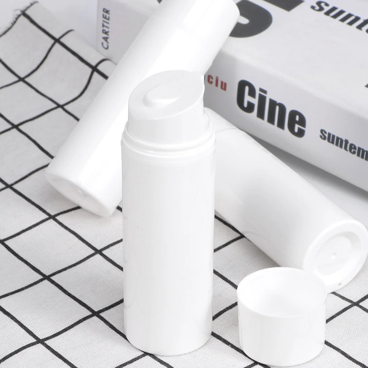 

3Pcs 80ml Press Bottle Portable Lotion Dispenser Empty Containers for Travel Home Shampoo Body Lotion Essential Oils