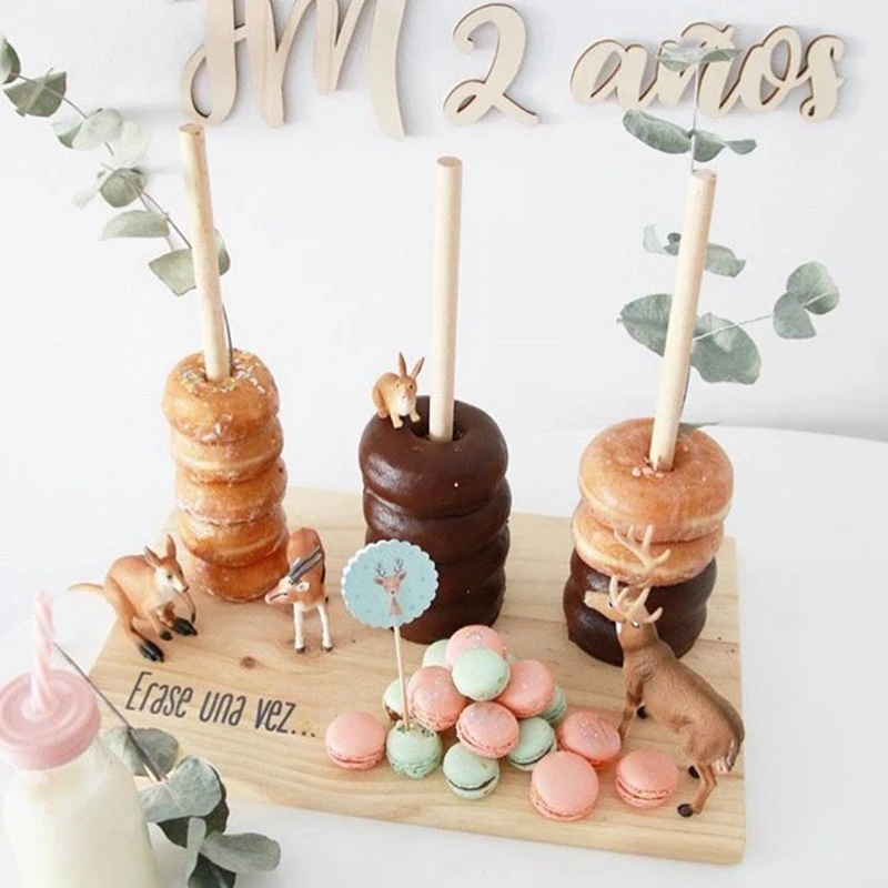 Drewniany stojak na pączki Sweet Cart Donut Party Rustykalny wystrój stołu weselnego Donut Birthday Party Candy Bar Baby Shower Decor