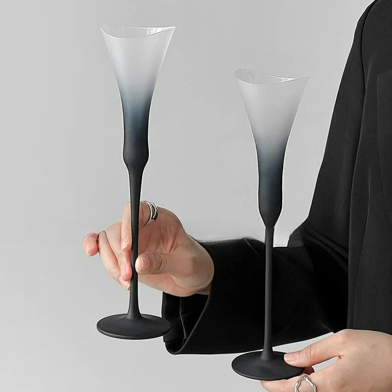 

Ins Style Vintage Stem Glass Frosted Red Wine Champagne Flute for Home Use Sparkling Drinkware Crystal Like Bar Party Set