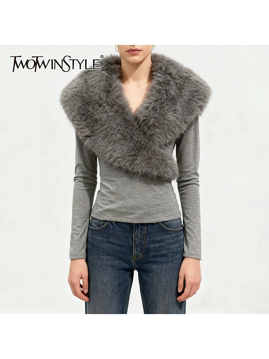 

TWOTWINSTYLE утягивающие модные футболки с меховым воротником для женщин, темпераментная футболка с v-образным вырезом и длинными рукавами, женская осенняя новинка