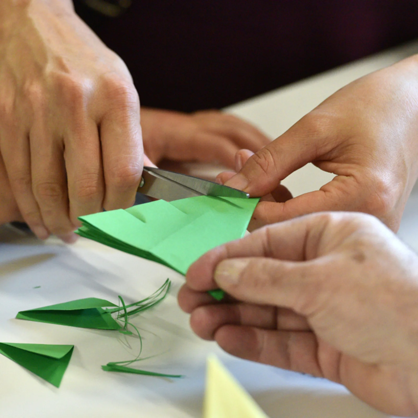 100 قطعة من الورق الملون A4 20 أوراق حرفية بألوان متنوعة لتزيين الأنشطة الفنية ذاتية الصنع ومدرسة القصاصات