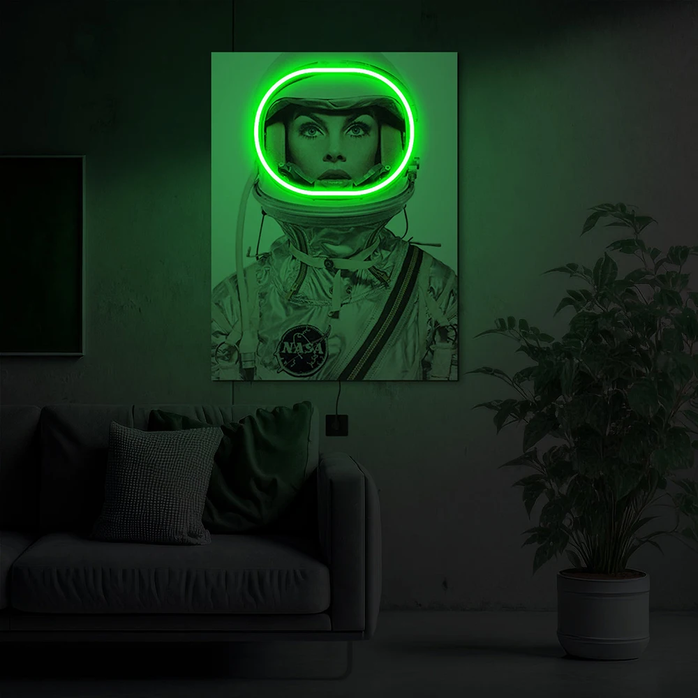 Spacewoman LED Neon Sign Custom Living Room Bedroom Home Wall Decoration Night Light Astronaut Retro Neon Sign Unique Neon Art