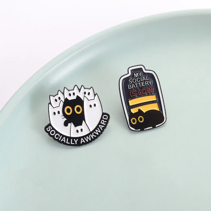 Socially Awkward Badge Brooch Pins Cartoon Black White Cats My Social Battery Is Low Enamel Lapel Pins Accessory On Backpack Clo