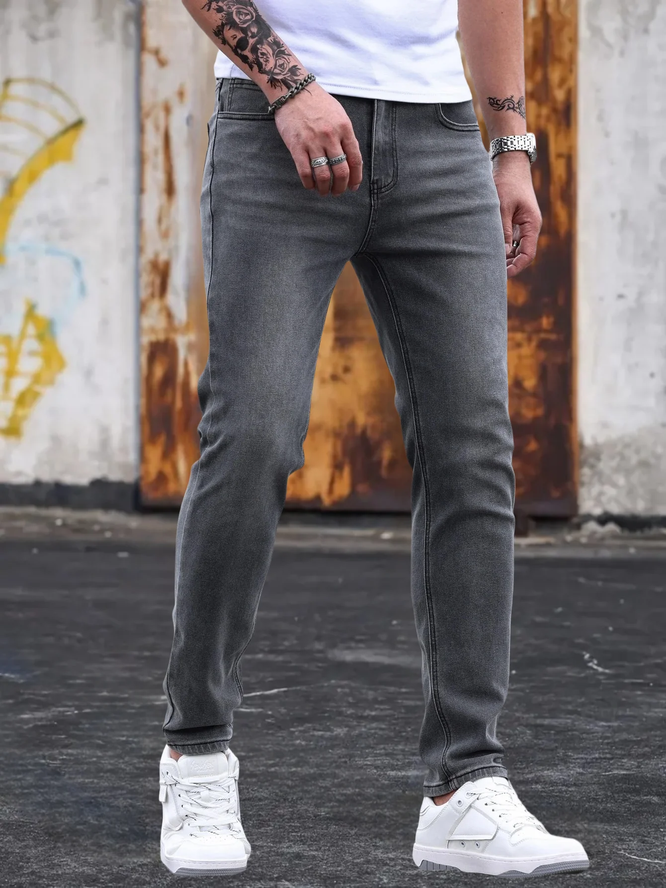 

Мужские узкие серые джинсы прямого кроя, американский уличный дизайн в стиле хип-хоп, подходят для повседневной носки.