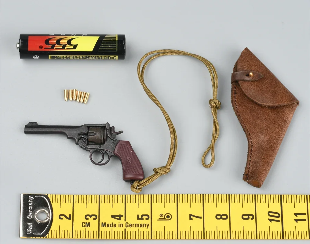 

1/6th Soldier B11012 Pistol and Holster Model for 12'' British Colonel