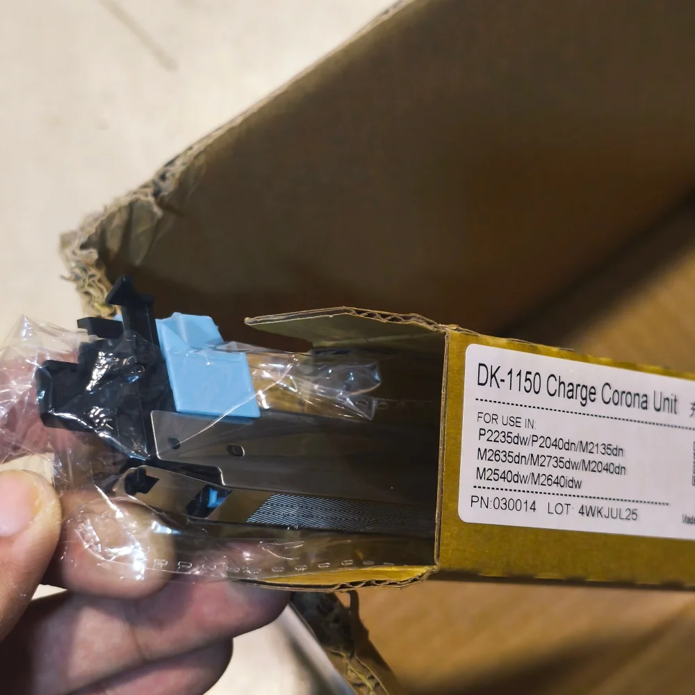 

1PCS DK1150 DK1153 Charge Unit for Kyocera DK 1150 1160 1170 1180 1153 116 High Quality Charge Corona Unit Copier Spare Parts