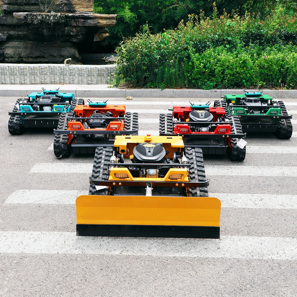 Kosiarka zdalnie sterowana, 9 KM, szerokość skosu 550 mm, 45 °   Kosa z pilotem bezprzewodowym, odpowiednia do sadów i stoków o dużej nachyleniu