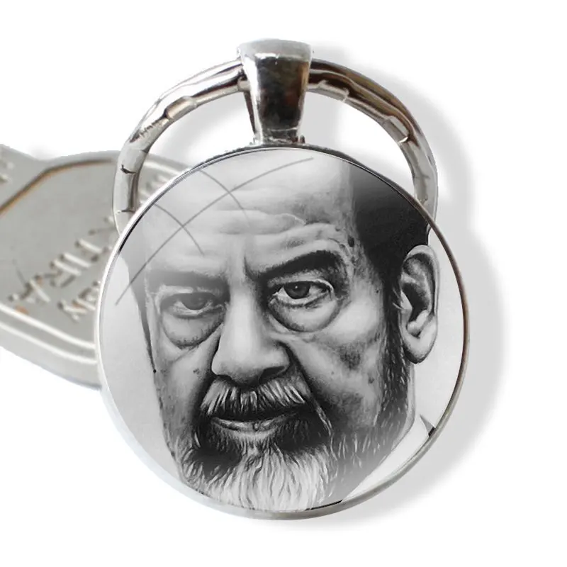 Saddam Hussein Iraq Arabic Keychain Handmade Glass Cabochon Key Ring Holder Pendant Key Chains