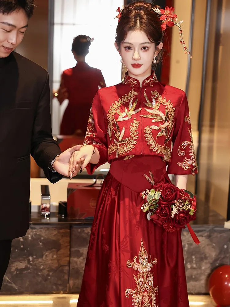 

New Chinese-style engagement dress set wine red toasting style wedding