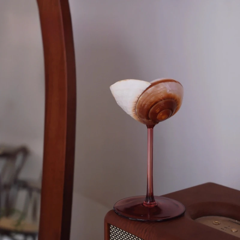 

Vintage-Inspired Cocktail Glass, Natural Bread Shell Stemmed Glass, Unique Design for Cocktails, Elegant Bar Display