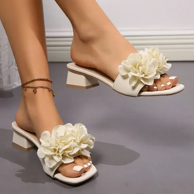 

Женская обувь, коллекция 2024, женские тапочки с открытым носком, модные модельные тапочки с цветочным принтом, женские туфли на квадратном каблуке, женские летние современные сандалии