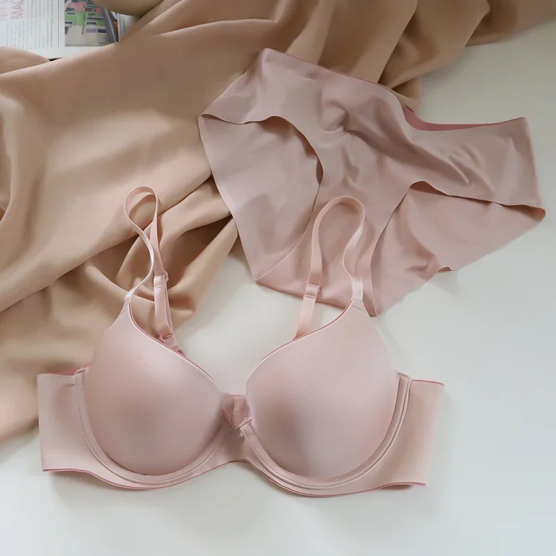 

Простое и гладкое бесшовное сексуальное нижнее белье, женский костюм, удобный комплект из бюстгальтера и трусов со сборками по бокам, нижнее белье со стальным кольцом