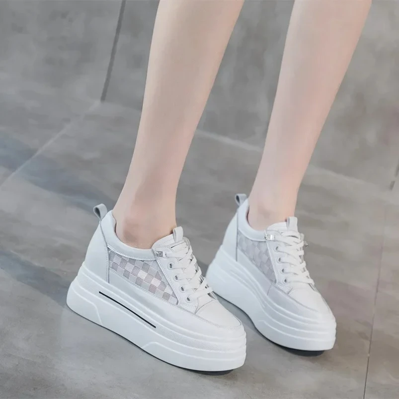 

2025 7 см натуральная кожа синтетические кроссовки на танкетке на массивном скрытом каблуке женская повседневная женская осенне-зимняя женская обувь