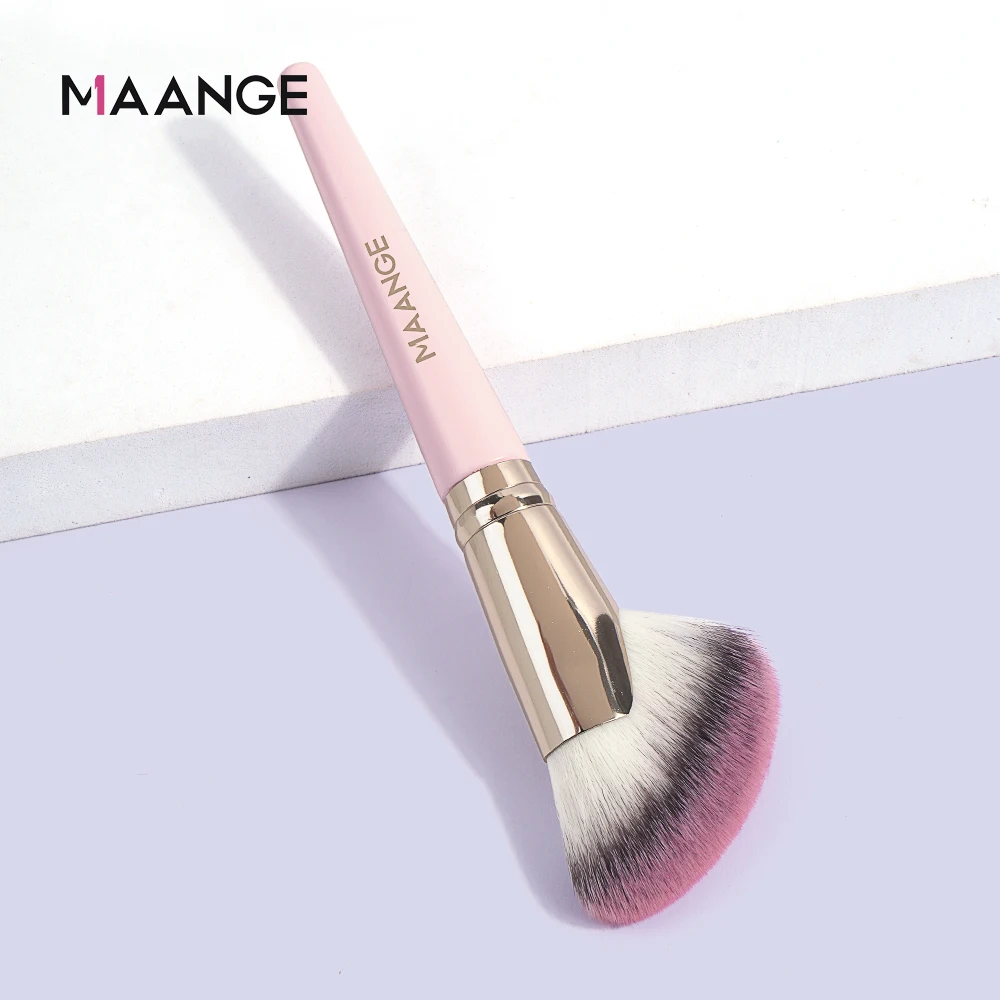 MAANGE アングルドメイクアップブラシ プレミアムデンスブラッシュブロンザーコンターブラシ クリームやパウダーの顔の輪郭を強調するのに最適