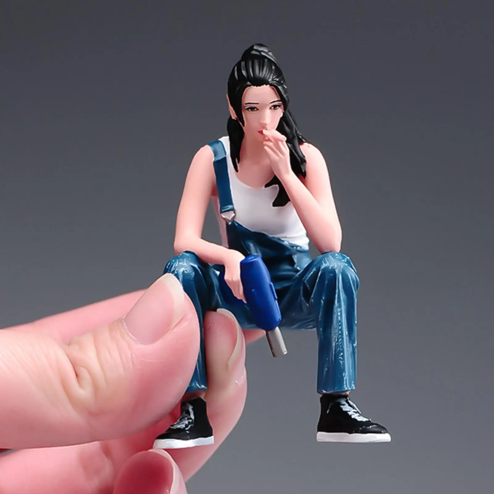 

1/18 Female Mechanic Miniature Figure Resin Layout Hand Painted Diorama Scene Decoration Prop for Birthday Gift Micro Landscape