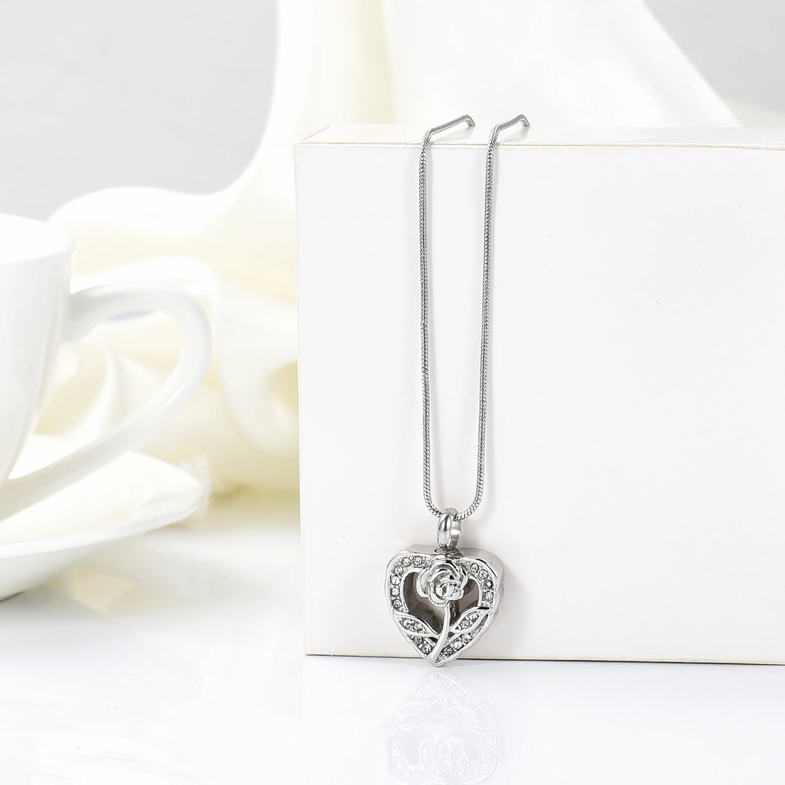 Cremation Jewelry for Ashes Pendant - Heart Urn Necklace with Mini Keepsake Urn Memorial Ash Jewelry