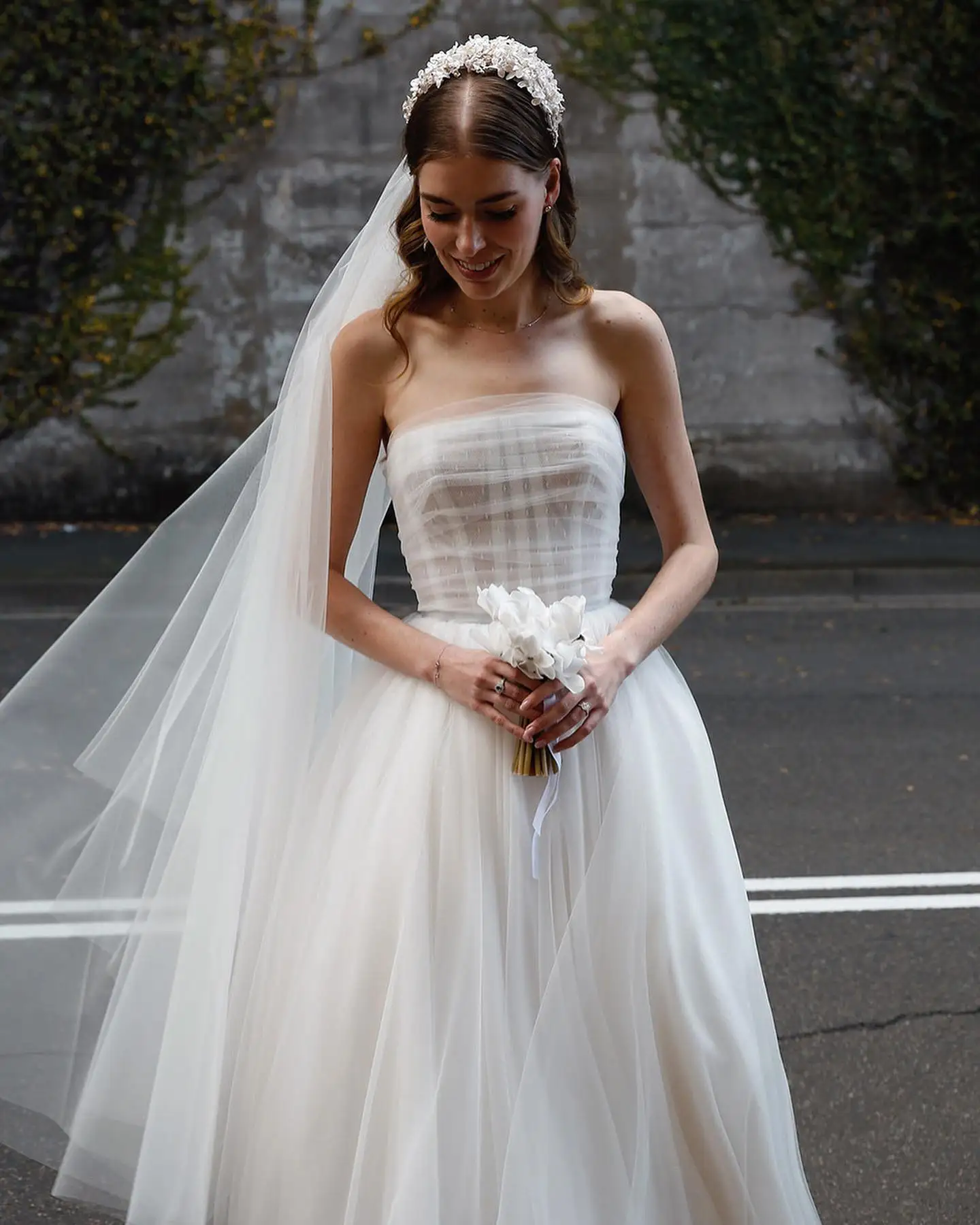 custom White Polka Dot Tulle Short Wedding Dress  Strapless Off-shoulder Bride Ball Gown Vestido De Casamento#18611