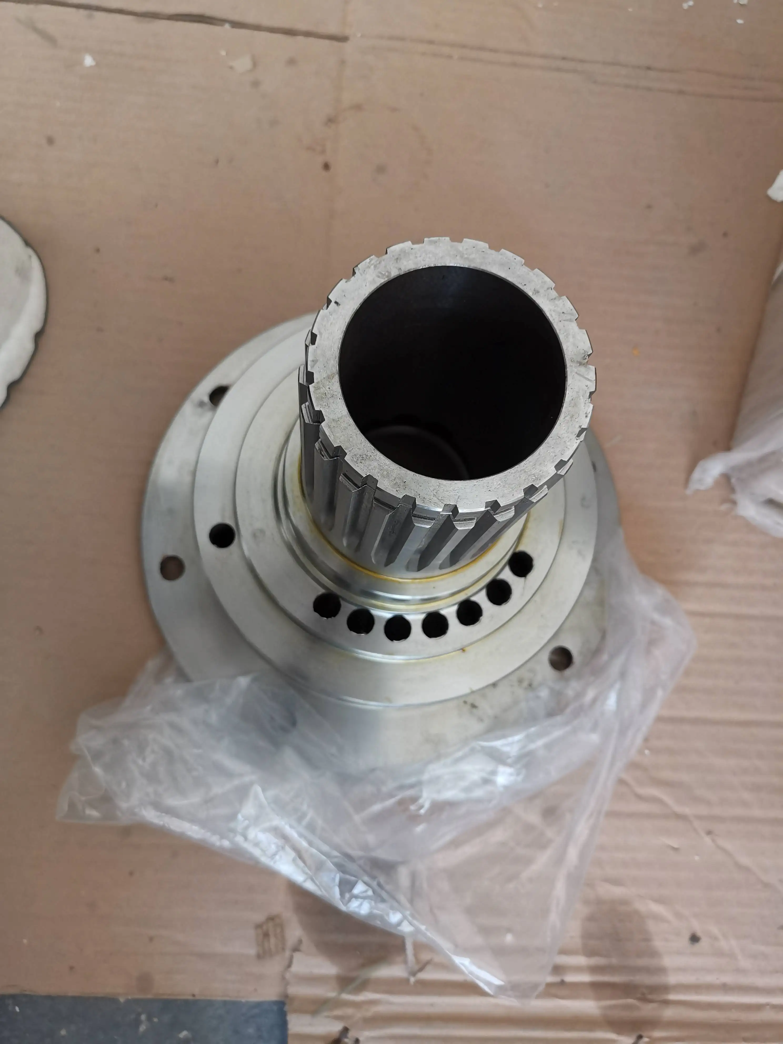 SD32 D155 Bulldozer torque converter 175-13-2252 4 axis