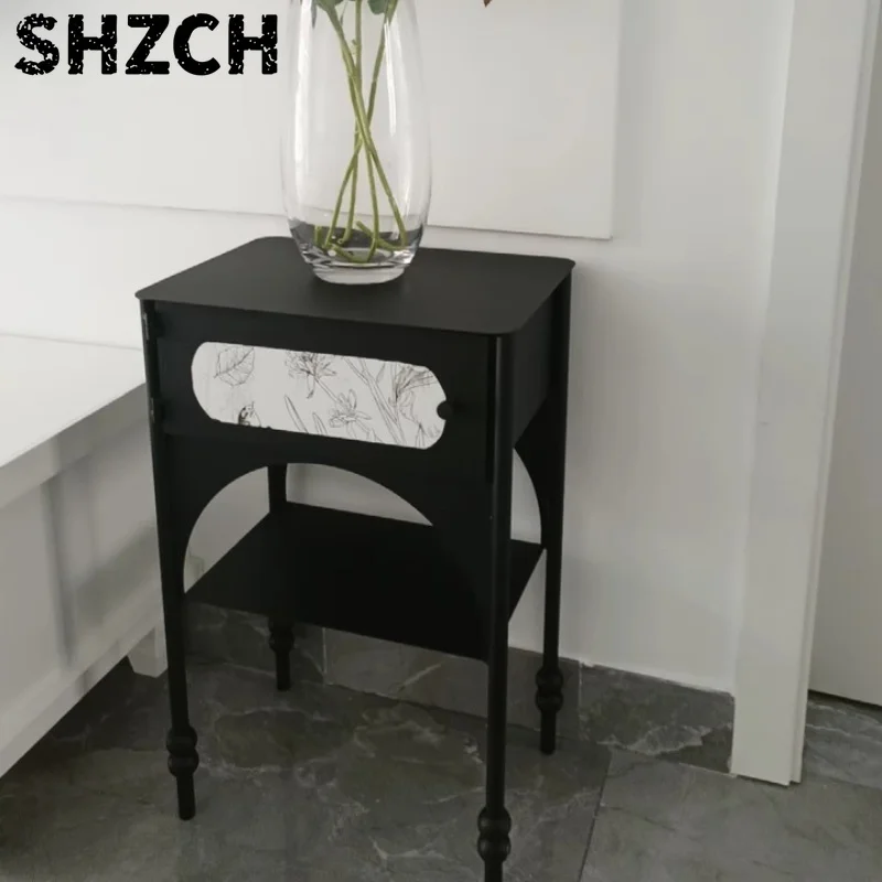 Modern Nightstand Retro Sofa Corner Table Creative Carbon Steel Bedside Table Black Coffee Table Small Space Storage Cabinet