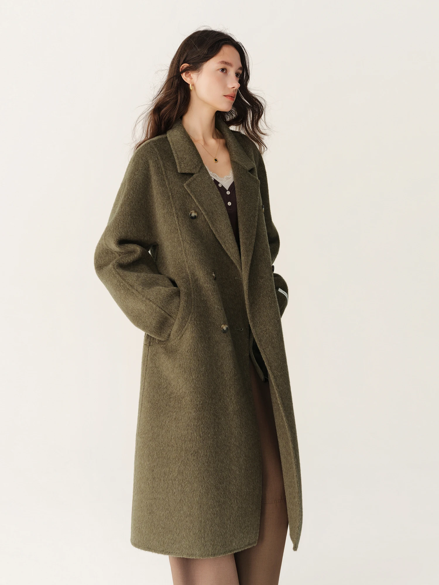 FSLE 2026 Winter Women's Notch Lapel Pure Wool Coat with Ultra-Flattering Silhouette - Elegant Chic Outerwear for Daily Wear